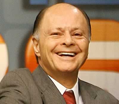 Edir Macedo Edir Macedo - Fundador da Igreja Universal do Reino de Deus