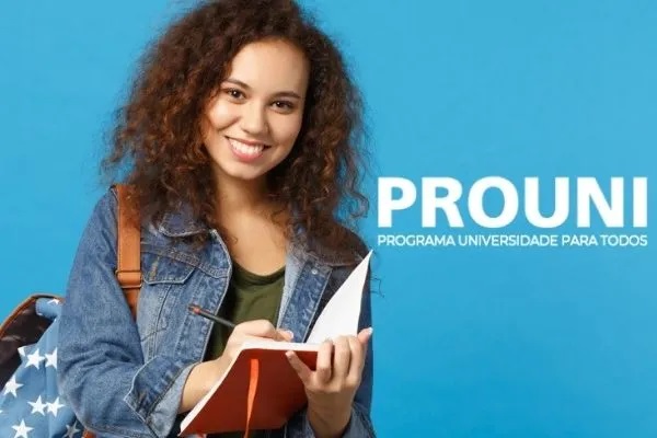 Sem fazer o Enem o estudante não pode se candidatar às bolsas do ProUni